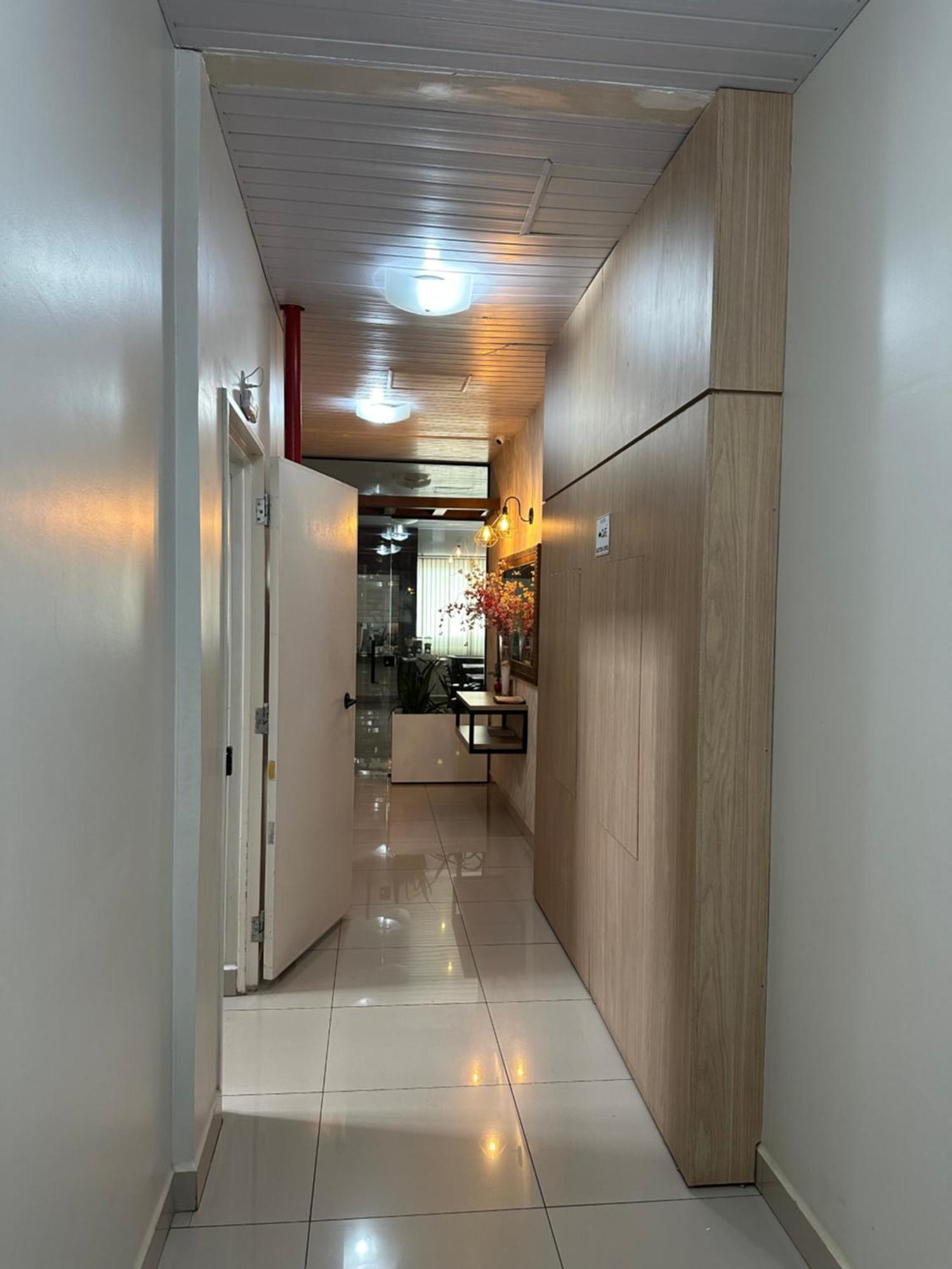 Rai Hotel - Proximo A Prefeitura Каскавел Экстерьер фото