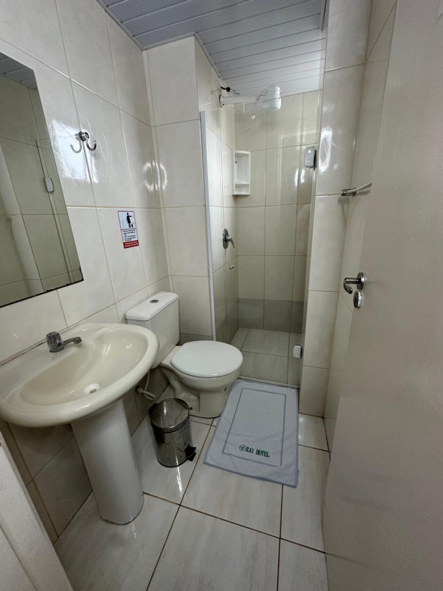 Rai Hotel - Proximo A Prefeitura Каскавел Экстерьер фото