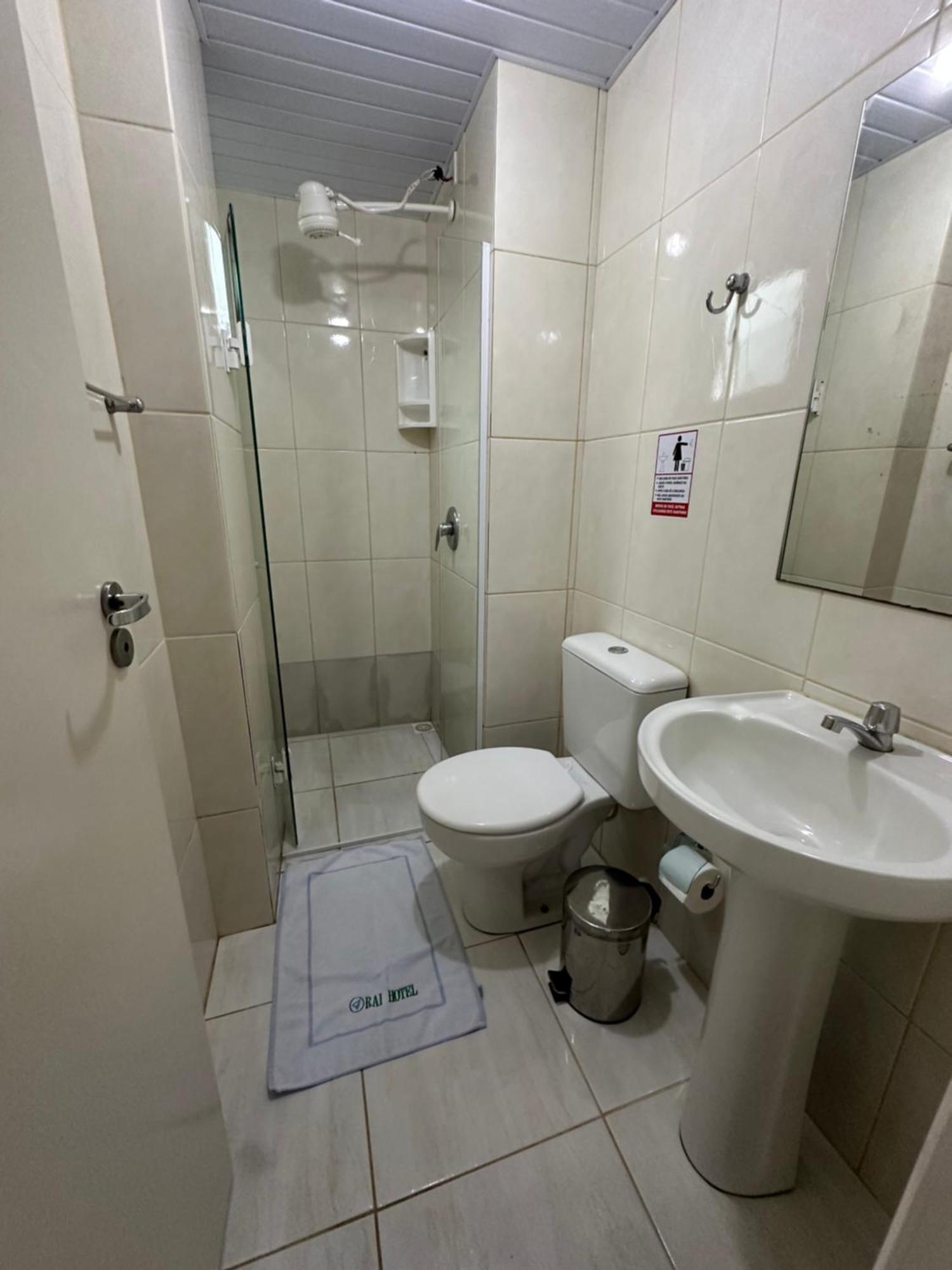 Rai Hotel - Proximo A Prefeitura Каскавел Экстерьер фото